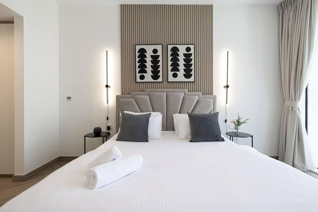 Chic 2 Bed Near Trade Centre With 5 Star Amenities Apartman Dubaj Kültér fotó